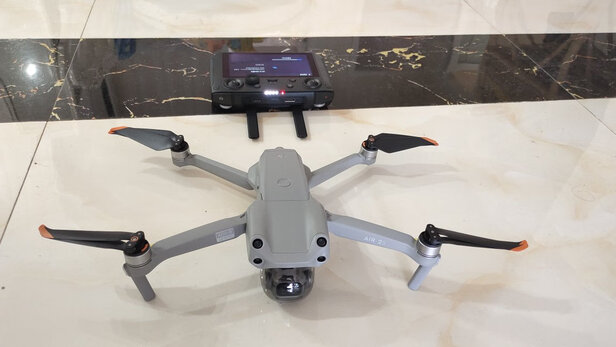 大疆mini 2和诺巴曼(nuobaman)x6w无人机哪个好 - 买乐惠