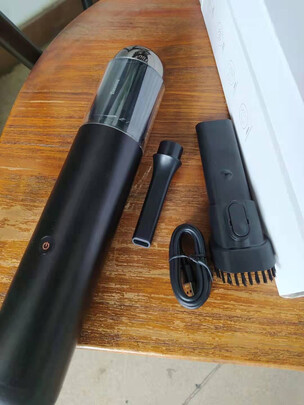 车载吸尘器