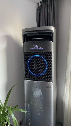 %title插图%num 美的(Midea) 新一级 领鲜者Pro 大3匹 智能语音 客厅立式 新风空调柜机 KFR-72LW/BP3DN8Y-KW200(1)