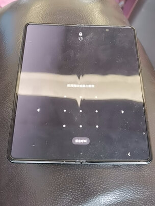 三星W22 5G评判质量差有依据吗？