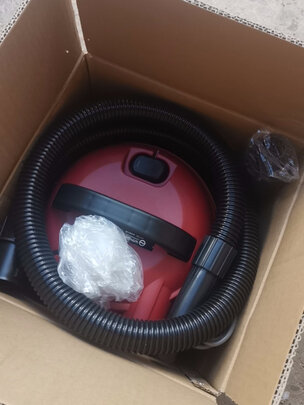 车载吸尘器