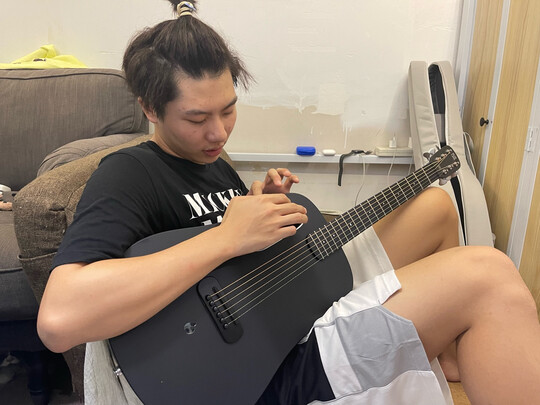 吉他|用户揭秘拿火吉他BLUE LAVA好吗,入手解密评测真相