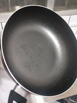 麦饭石不粘锅