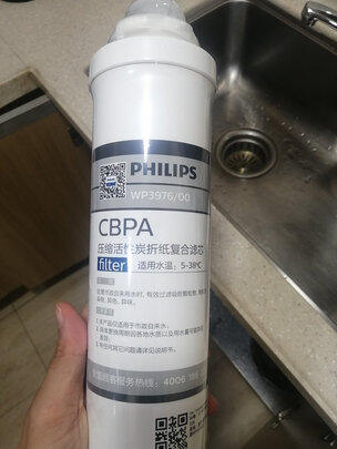 %title插图%num 飞利浦(PHILIPS)家用净水器原装活性炭滤芯 WP3977/00(适配设备WP4160/WP4186/WP4190/PRO400/PRO500)