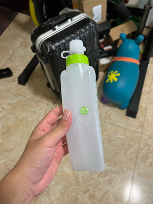 跑步水壶