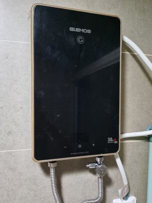 %title插图%num 格林姆斯(GLEMOS)即热式电热水器 快速变频恒温家用小型过水热扁桶超薄速热洗澡淋浴器 WZL9-75优雅黑(安装需4平方电线)