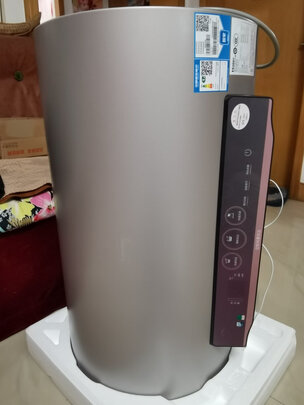 电热水器
