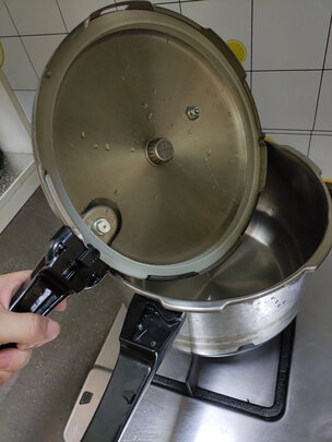 高压锅