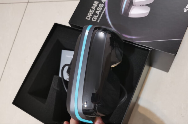%title插图%num Dream Glass 4K高清无颗粒AR 一体机 开放式VR眼镜3D头戴式移动影院AR虚拟智能眼镜switch PS4游戏机无人机