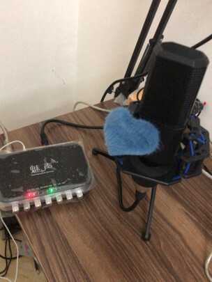 %title插图%num 魅声 T6-V3 快手抖音直播K歌外置声卡全套 电脑手机通用直播设备 手机外置声卡麦克风直播套装
