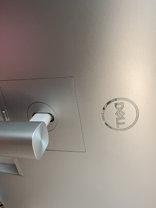 戴尔U2722DX选购攻略需注意细节