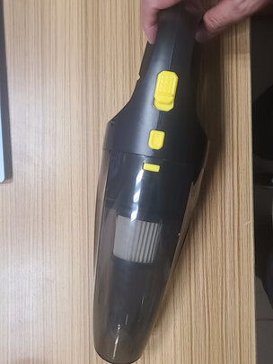 车载吸尘器