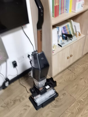 %title插图%num 必胜(BISSELL)无线智能高速洗地机四代4.0 X7Pro(2955Z)家用扫拖地一体清洁吸尘器 黑金款