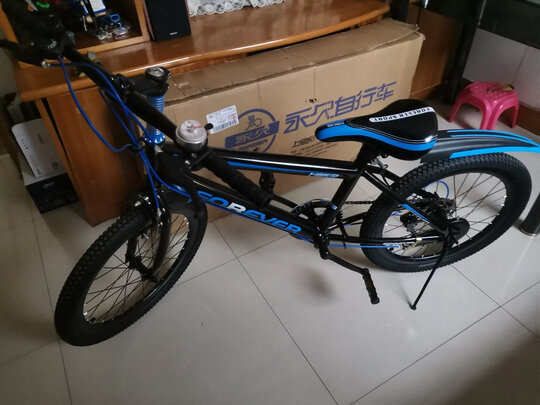 儿童自行车