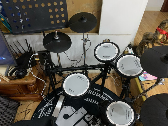 %title插图%num 罗兰(Roland)电子鼓TDE1 电鼓架子鼓儿童电子鼓初学者入门便携式爵士鼓初学高性价比+电鼓音箱套装
