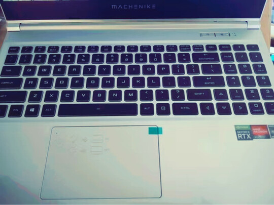 机械师Machcreator-R游戏本|【今日头条】机械师创物者R笔记本电脑到到底是好还是差？用后讲真相