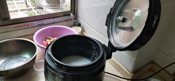 電壓力鍋|美的MY-YL50Easy202電壓力鍋怎么樣？親身體驗告知你實情！