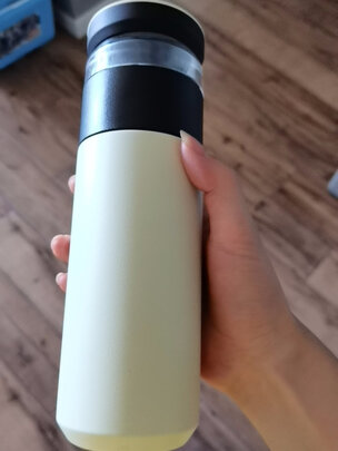 保温杯