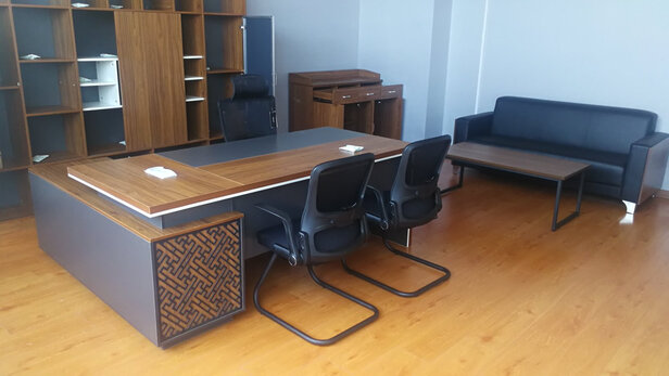 中伟老板桌办公桌|中伟老板桌办公桌怎么样？亲身体验告知你实情！