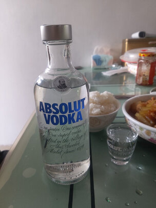 三,hillyers伏特加洋酒网友对比评测