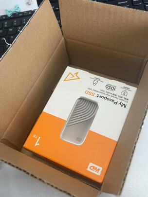 移动固态硬盘