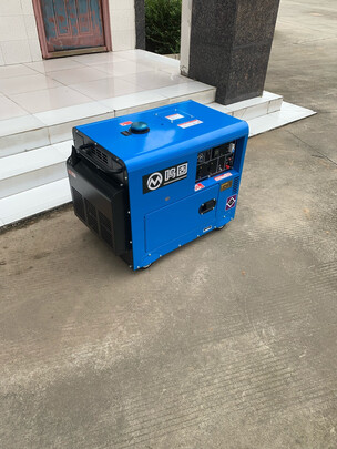 鸣固 10KW柴油发电机220V家用自动发动机 10KW豪华低噪款电启动+烧柴油