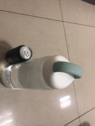 吸管水杯