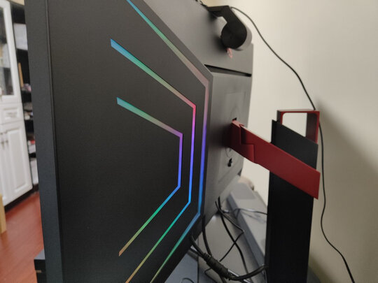 AOCAG324UX显示器|AOCAG324UX显示器好吗？图文评测曝光