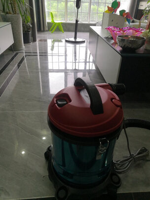 车载吸尘器