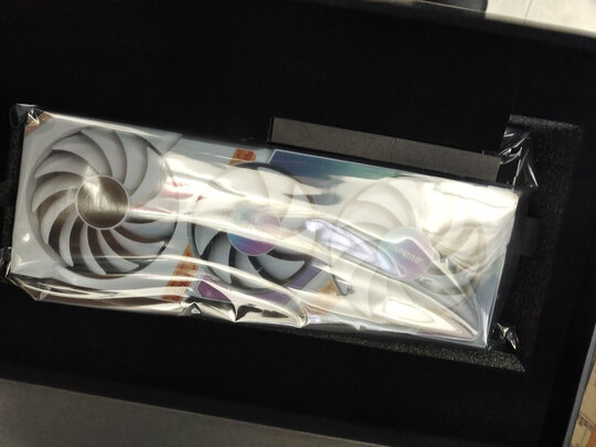 七彩虹iGame|七彩虹iGame GeForce RTX 3080 UltraW OC 10G显卡怎么样上手一周说讲感受