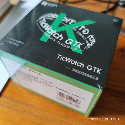%title插图%num Ticwatch GTK 运动智能手表 心率监测/睡眠监测/健身/游泳防水/消息提醒/10天续航/表盘市场