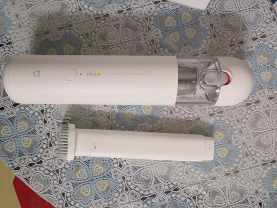 车载吸尘器