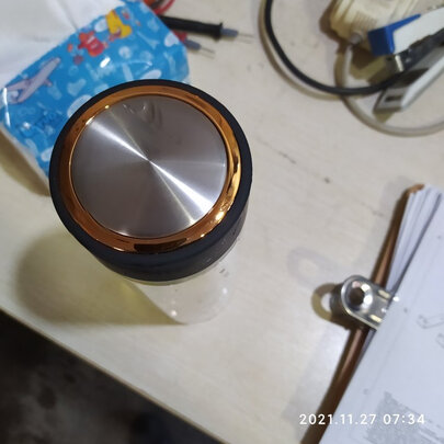 玻璃杯