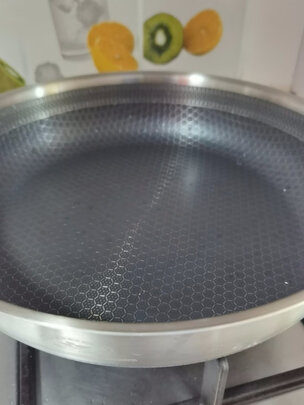 不粘锅