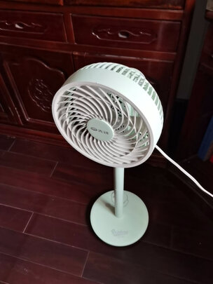 三,艾美特cs35-r19电风扇网友对比评测