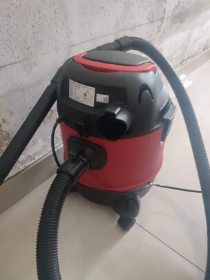 车载吸尘器