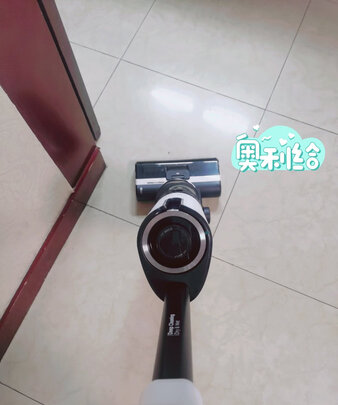 吸尘器|评测细节：讲一讲看，美的洗地机X8怎么样？用后一周讲实情真相？