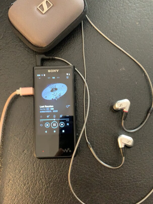 %title插图%num 索尼(SONY)NW-ZX505 安卓9.0 高解析度 无损音乐播放器 MP3 支持4.4mm平衡接口 黑色(ZX300A升级)