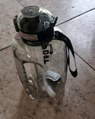 水杯