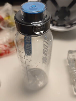 运动水壶