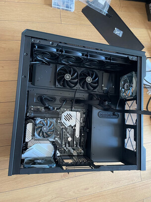 %title插图%num 利民(Thermalright)AXP90-X36 36mm 下压散热器4X6mmAGHP热管全回流焊工艺 双平台全金属背板扣具