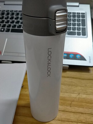 保温杯