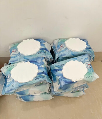 婴儿湿纸巾
