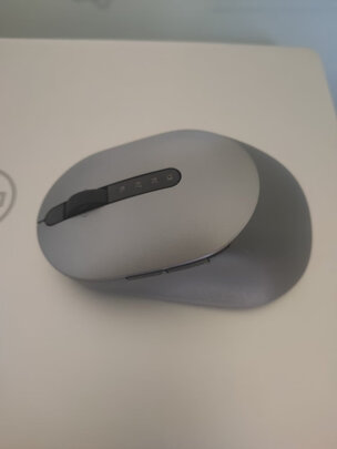 %title插图%num 戴尔(DELL)MS5320W 无线鼠标 蓝牙鼠标 蓝牙5.0&2.4GHz双模连接 3年续航 3年厂商保修 鼠标 泰坦灰