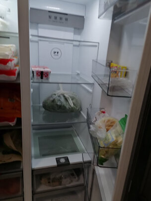 %title插图%num 美的(Midea)果润精储596升变频一级能效对开双门客厅家用冰箱智能家电风冷无霜BCD-596WKPZM(E)