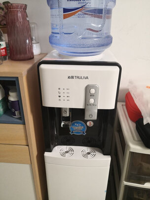 饮水机
