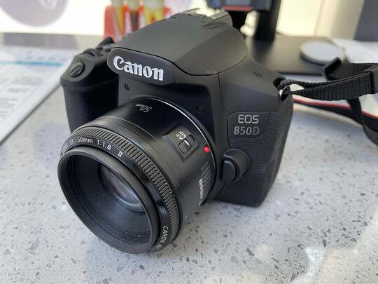 三,佳能eos 850d单反相机网友对比评测