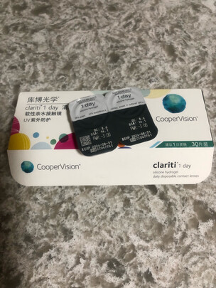 隐形眼镜