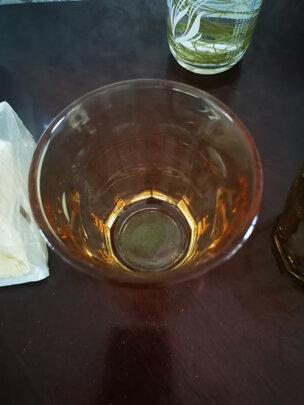 玻璃水杯