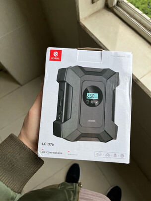 车载充气泵